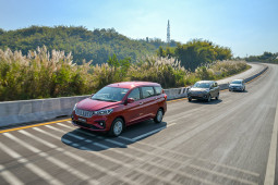 Tin tức ô tô - 10 mẫu ô tô bán chậm nhất tại Việt Nam tháng 10/2022