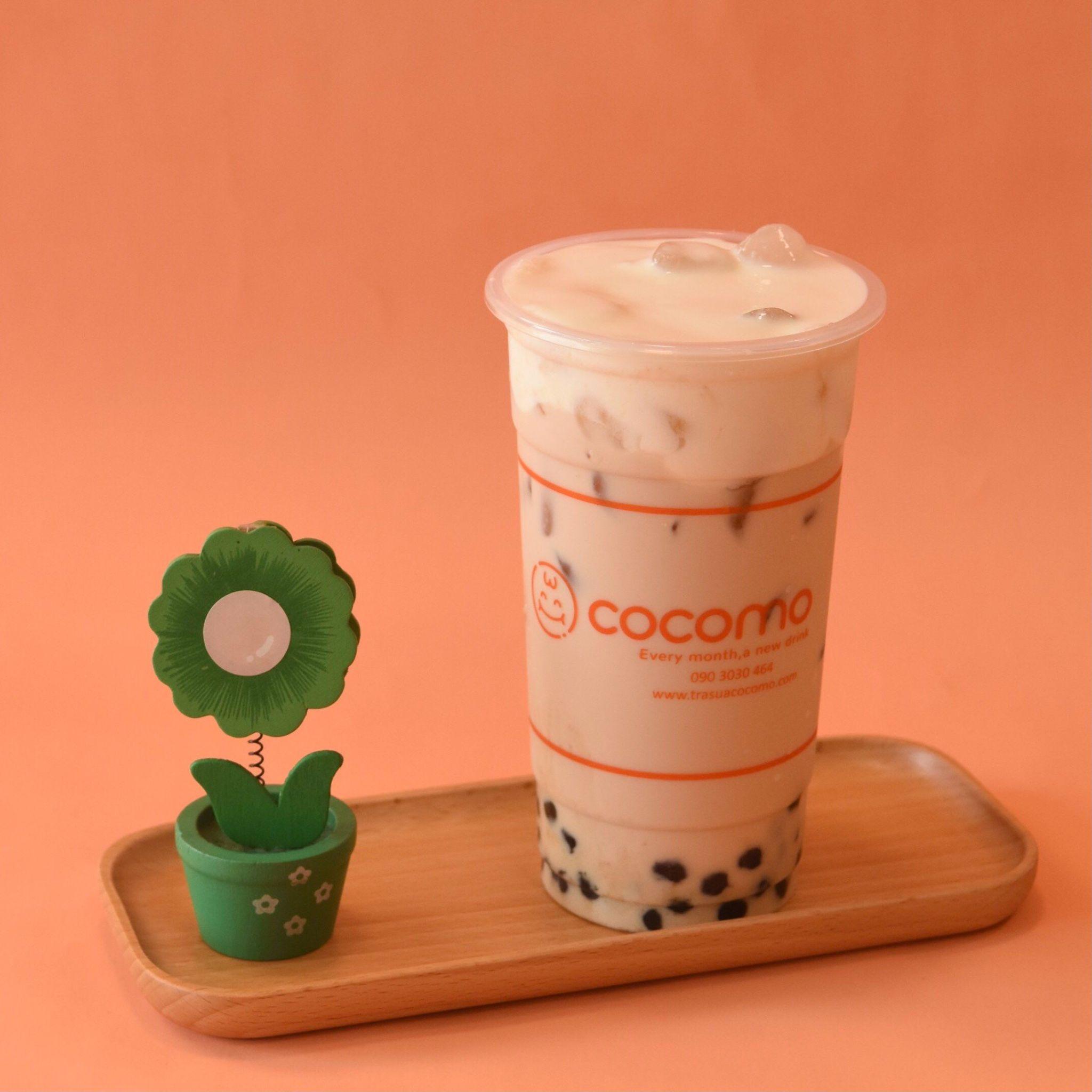 Hồng Trà Sữa Đặc Biệt là sản phầm best-seller của Cocomo trên nền tảng ShopeeeFood. Tư vấn từ đội ngũ ShopeeFood và các khóa học từ ShopeeFood Uni là hai trong số nhiều “trợ lực” mà Cocomo nhận được trong những ngày đầu vận hành gian hàng trên ứng dụng.