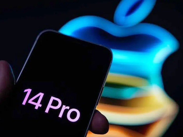 Nghi vấn iPhone 14 Pro có thể truyền điện khi đang sạc pin