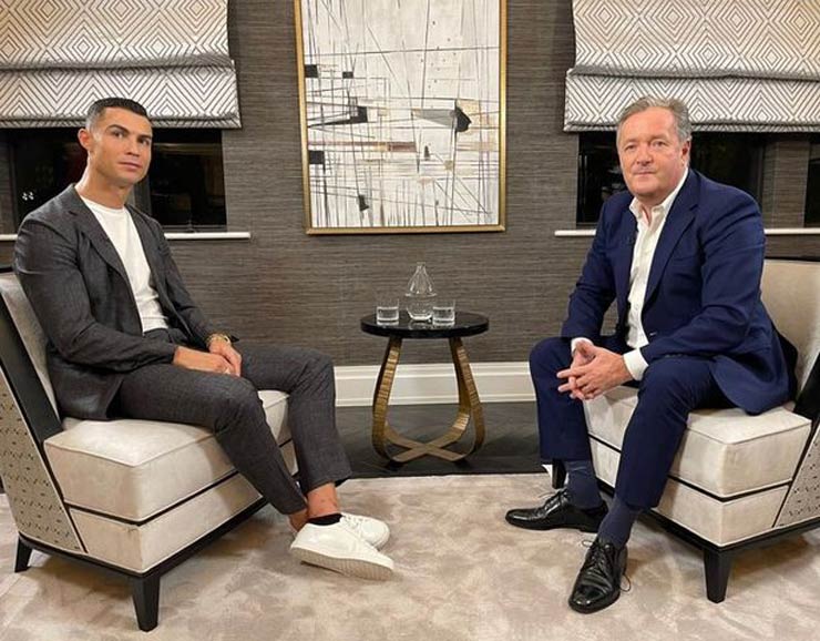 Ronaldo bôi nhọ MU và HLV Ten Hag khi chia sẻ với MC Piers Morgan
