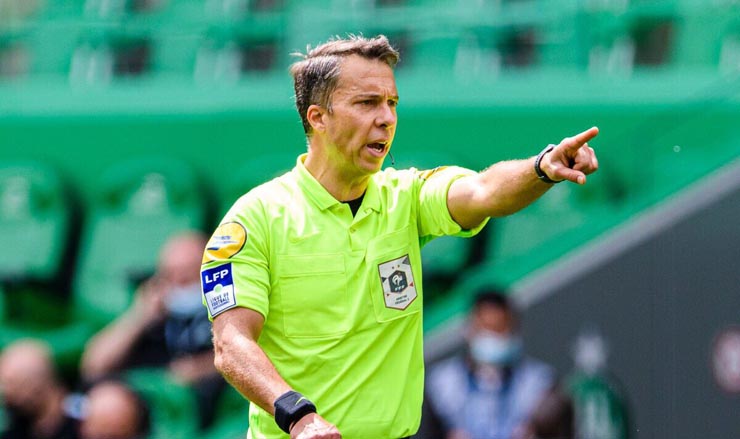 Trọng tài Johan Hamel qua đời vì đột quỵ