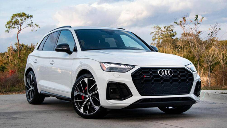 10. Audi SQ5
