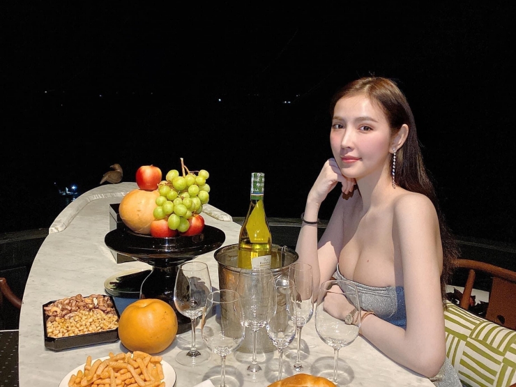 Làm đẹp - "Hot girl tạp hoá" Bình Phước duy trì dáng đẹp như tranh mà không cần tập luyện