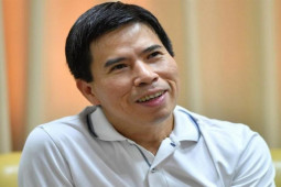 Kinh doanh - Đại gia Nam Định và loạt lãnh đạo Thế Giới Di Động đua nhau đổ tiền mua vào cổ phiếu