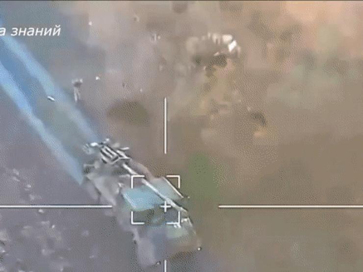 Thế giới - Video: UAV Nga lần đầu tập kích pháo tự hành CAESAR do Pháp cung cấp cho Ukraine