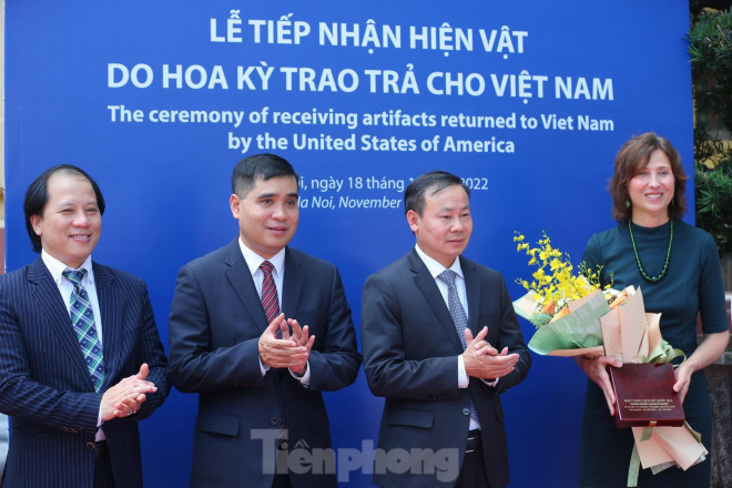 Cổ vật từ Mỹ đã được trả lại Việt Nam - 1