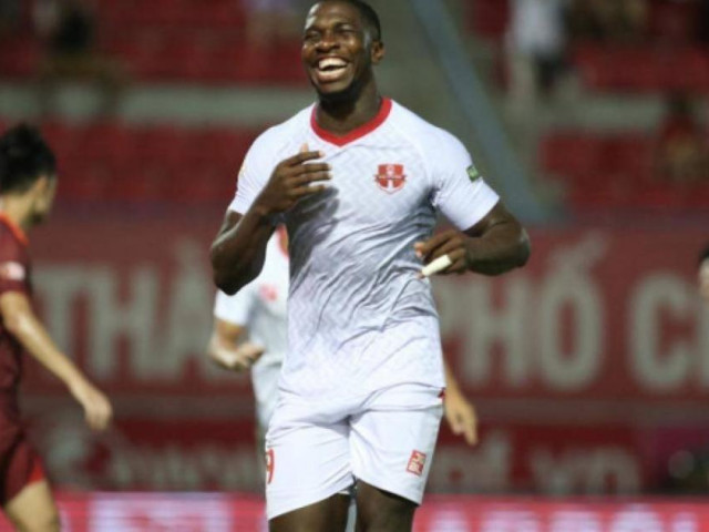 Bóng đá - Đội về nhì V-League 2022 chưa hết mùa đã "tan đàn xẻ nghé"