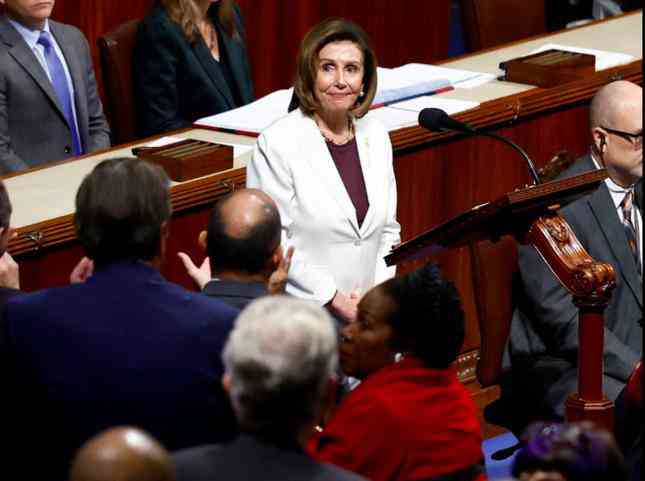 Bà Nancy Pelosi quyết định thôi chức Chủ tịch Hạ viện Mỹ. (Ảnh: Reuters)