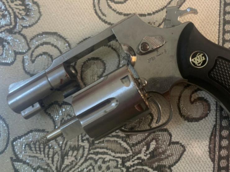 Pháp luật - Rút súng bắn nhưng không trúng ai, nam thanh niên bị đánh nhập viện