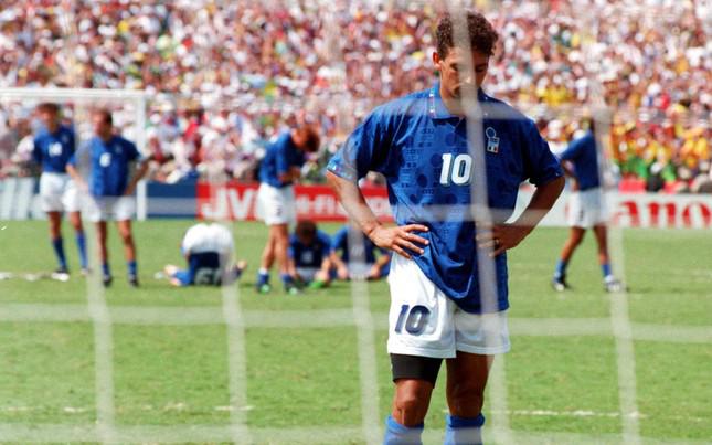 Lịch sử World Cup 1994: Roberto Baggio, tội đồ không bao giờ được giải oan - 1