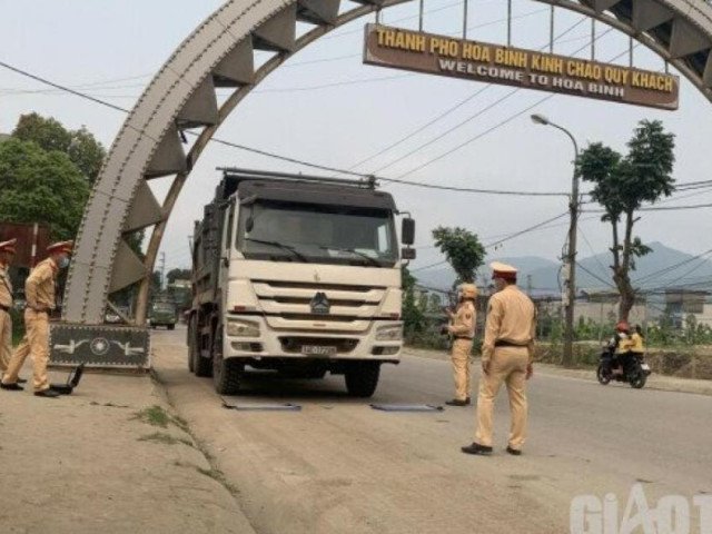 Tin tức trong ngày - Hòa Bình: Kỷ luật Đảng nhiều cán bộ chiến sĩ thuộc Phòng CSGT Công an tỉnh