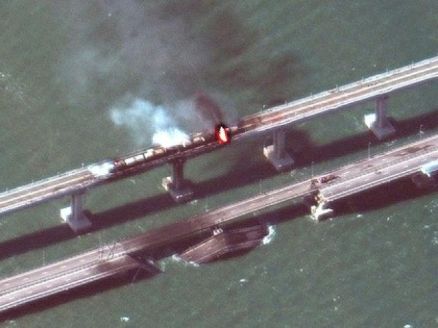 Thế giới - Bán đảo Crimea củng cố phòng thủ sau khi Ukraine tiếp quản Kherson