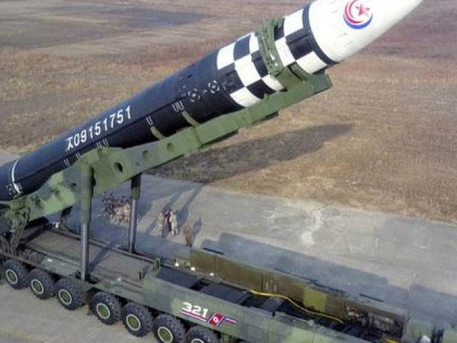 Thế giới - Vén màn “tên lửa quái vật” mới của Triều Tiên