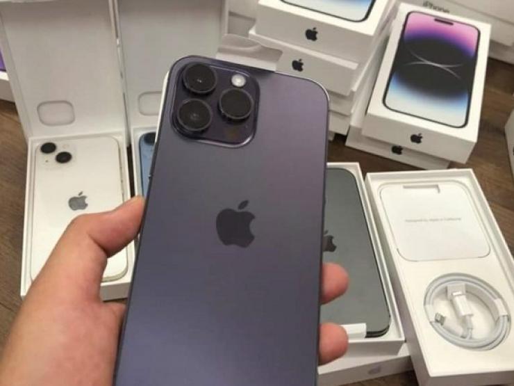 Thị trường - Tiêu dùng - Nóng tuần qua: Rao bán lô 42 chiếc iPhone 14, giá chỉ từ 19 triệu đồng/chiếc