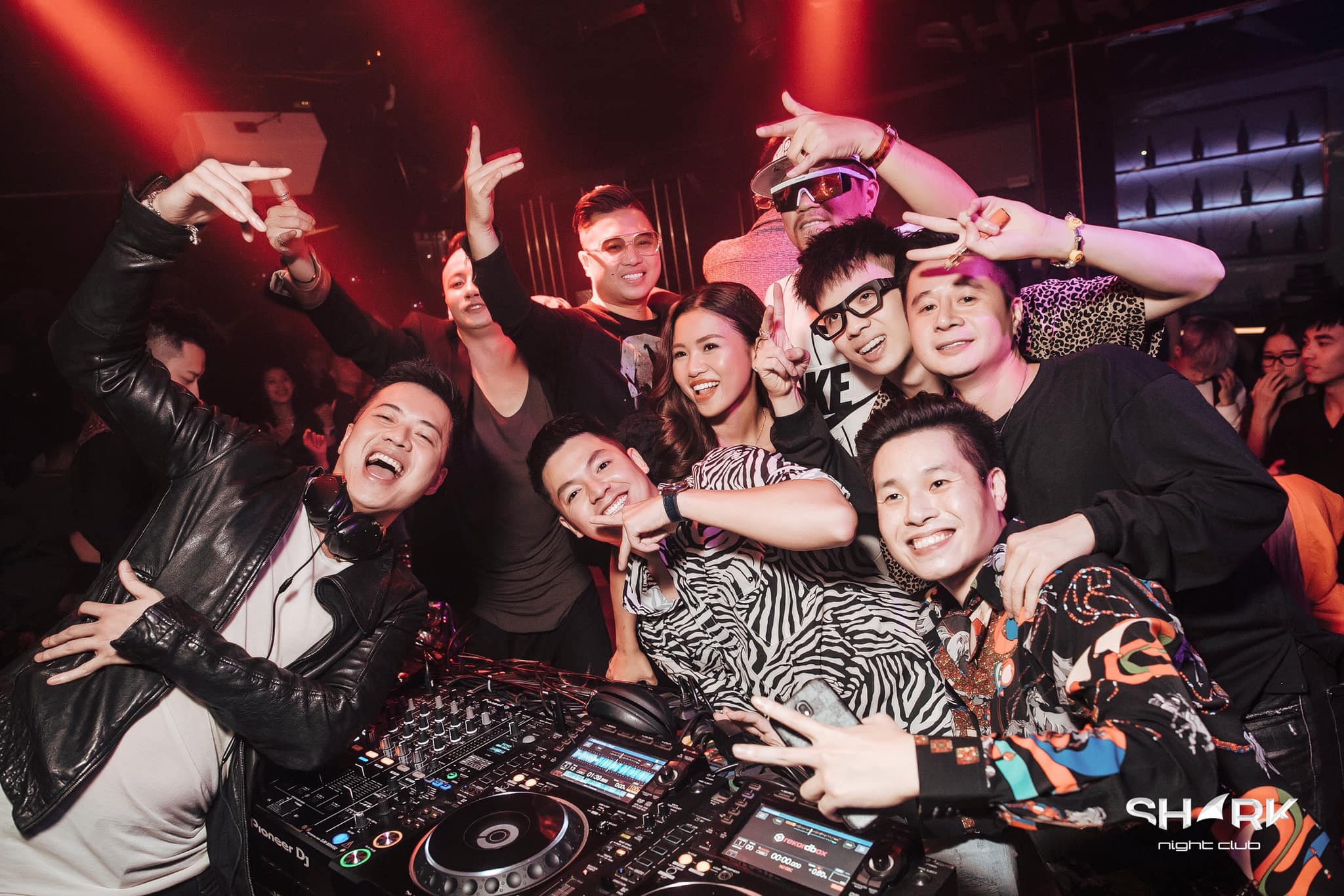 Shark Club - Thương hiệu nightlife hút khách của Hà Thành - 8