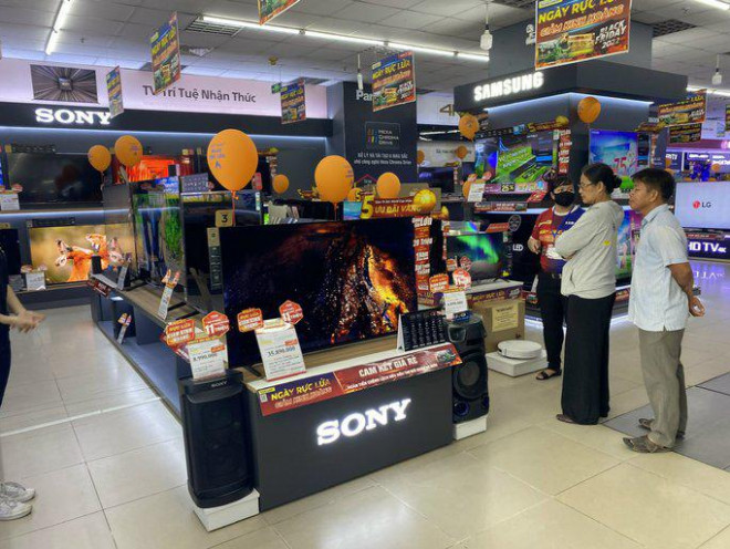 Nhiều ưu đãi cho mặt hàng tivi