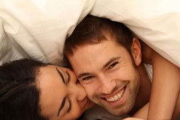 Bạn trẻ - Cuộc sống - Sai lầm trong sex: Đàn ông "mù" kiến thức về cực khoái