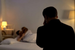 Bạn trẻ - Cuộc sống - Đòn trả thù sâu cay của chú rể bị "mọc sừng" ngay trong đám cưới