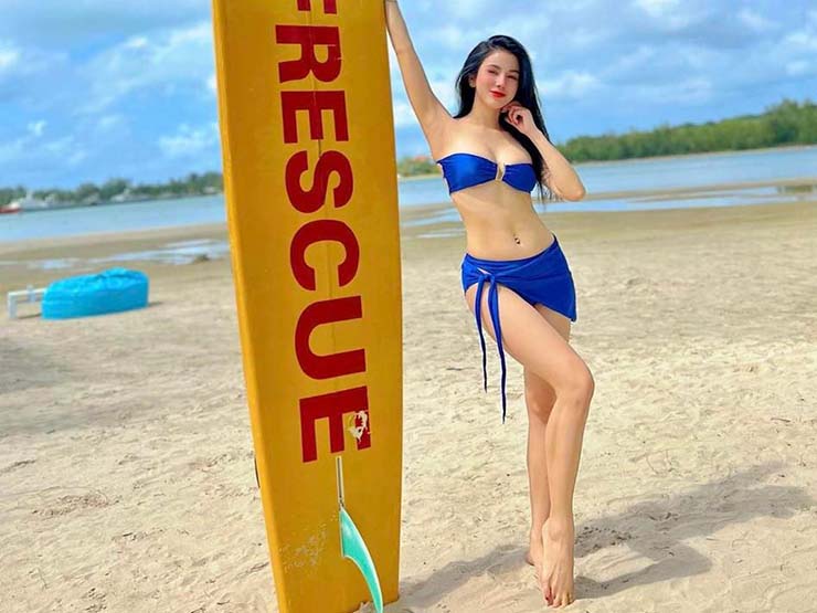 Làm đẹp - Diệp Lâm Anh khoe body nuột nà, chứng minh "phụ nữ đẹp nhất khi không thuộc về ai"