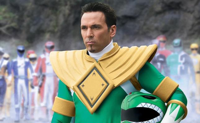 Frank nổi tiếng với vai Siêu nhân Xanh/Trắng Tommy Oliver. Ảnh: Mighty Morphin Power Rangers.