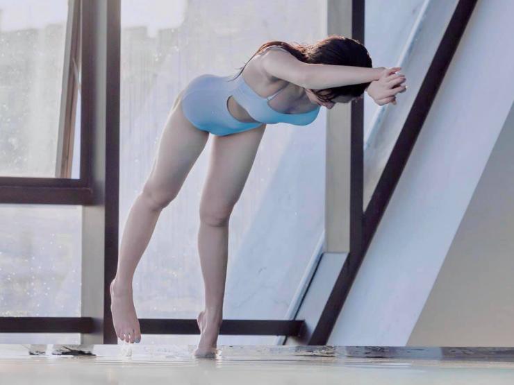 Làm đẹp - Hot girl "Nóng cùng World Cup" rèn dáng từ 5 giờ sáng để "cháy" với bóng đá