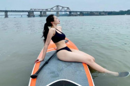 Đời sống Showbiz - Nữ MC 2k1 "đại diện" đội bóng quốc gia giàu nhất hành tinh có nóng bỏng bằng fan ruột Messi, CR7?