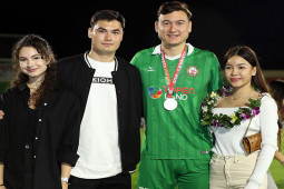 Đời sống Showbiz - Đặng Văn Lâm lần đầu khoe ảnh sánh đôi với "hot girl phòng gym" sau nhiều năm hẹn hò