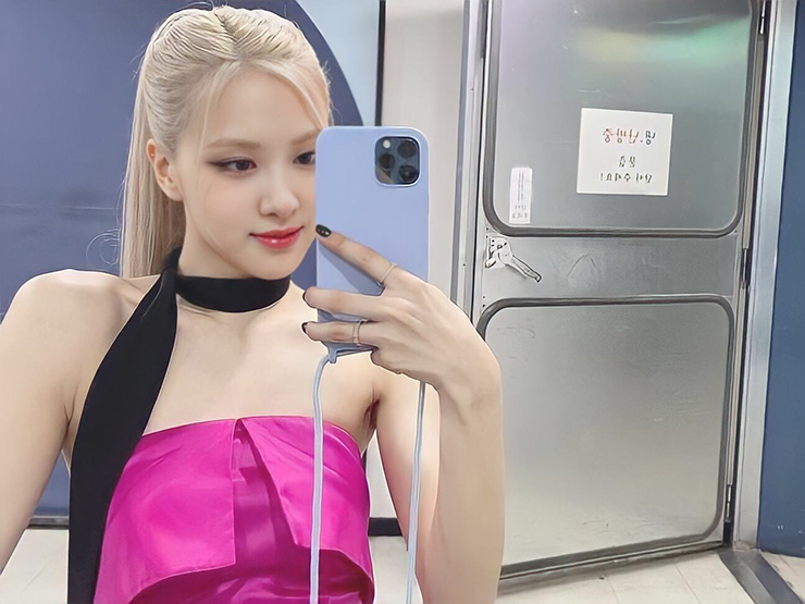 Thời trang Hi-tech - Những điện thoại tầm trung giảm "cháy" nhất cuối tháng 11