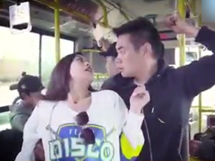 Clip hài hước - Chàng trai FA quá lâu sinh "hoang tưởng" và cái kết thảm hại