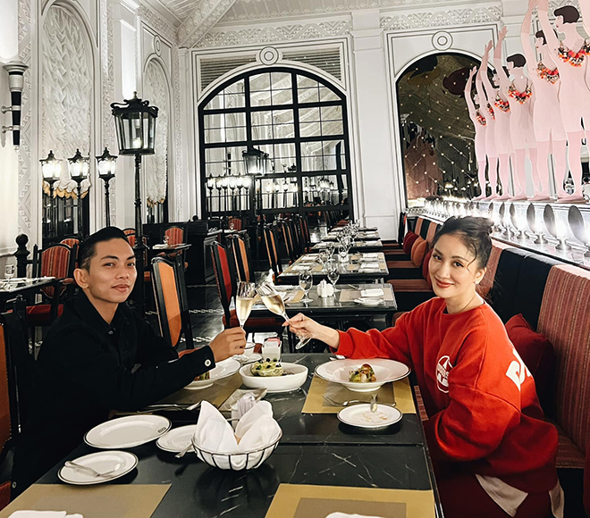 Khánh Thi bất ngờ hé lộ “không biết gì” về đám cưới sắp diễn ra với Phan Hiển - 1