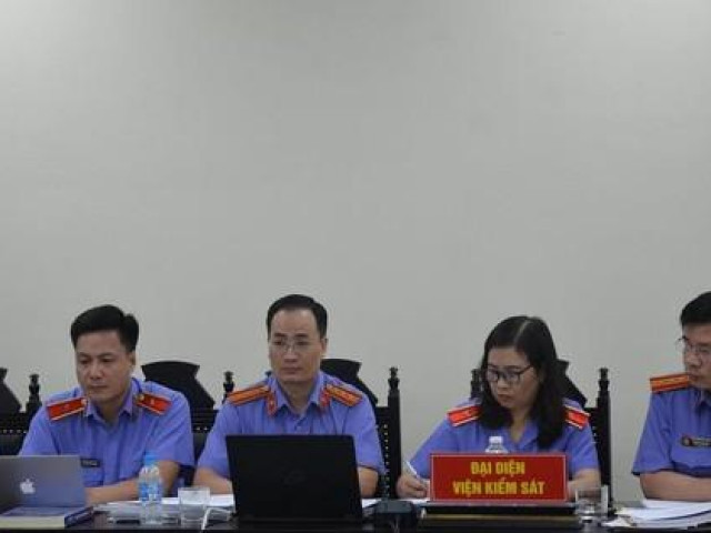 Tin tức trong ngày - Xét xử vụ ‘thụt ngân sách’ 3,8 triệu USD: Viện kiểm sát nói bị cáo ‘rất bản lĩnh’
