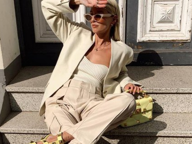 Thời trang - 4 công thức phối màu quần áo khiến da bừng sáng