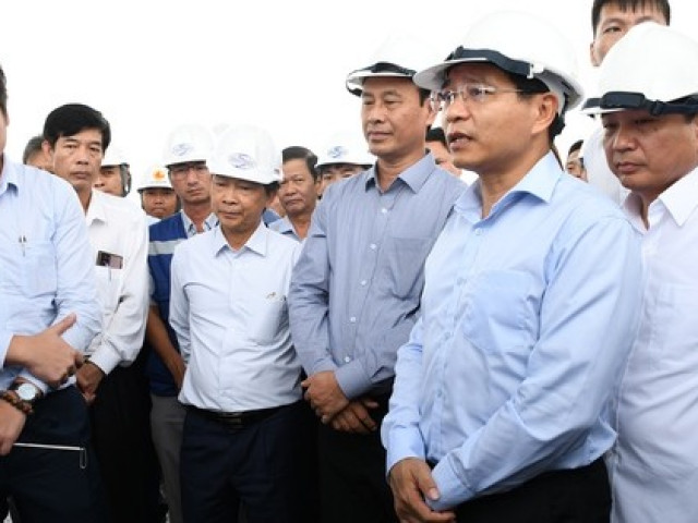 Tin tức trong ngày - Bộ trưởng Bộ Giao thông vận tải sốt ruột với cao tốc Dầu Giây- Phan Thiết