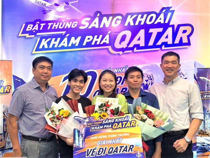Thị trường - Tiêu dùng - Góp bia ăn tiệc gia đình, bất ngờ trúng luôn chiếc vé vàng đến Qatar trị giá nửa tỷ đồng