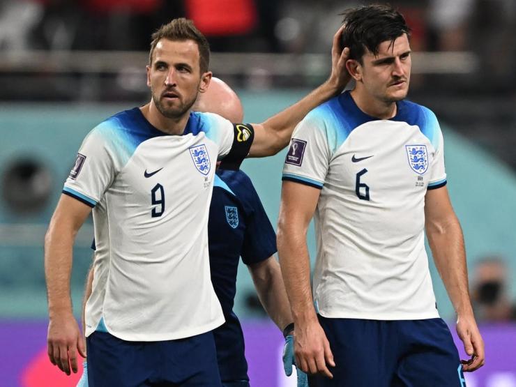 Bóng đá - Dàn SAO MU rực sáng trận ra quân World Cup: Fan khen Maguire "gánh đội"