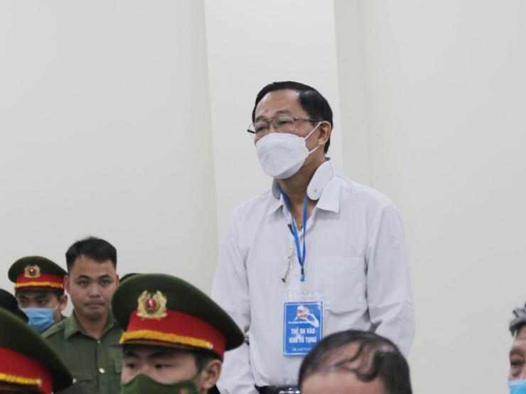 Tin tức trong ngày - Cựu Thứ trưởng Bộ Y tế nhập viện, VKS đề nghị án tù treo