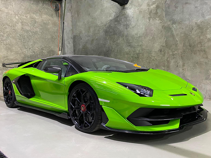 Ngắm xe - Siêu xe Lamborghini SVJ Roadster thứ 3 có mặt tại Việt Nam, sở hữu màu sơn độc