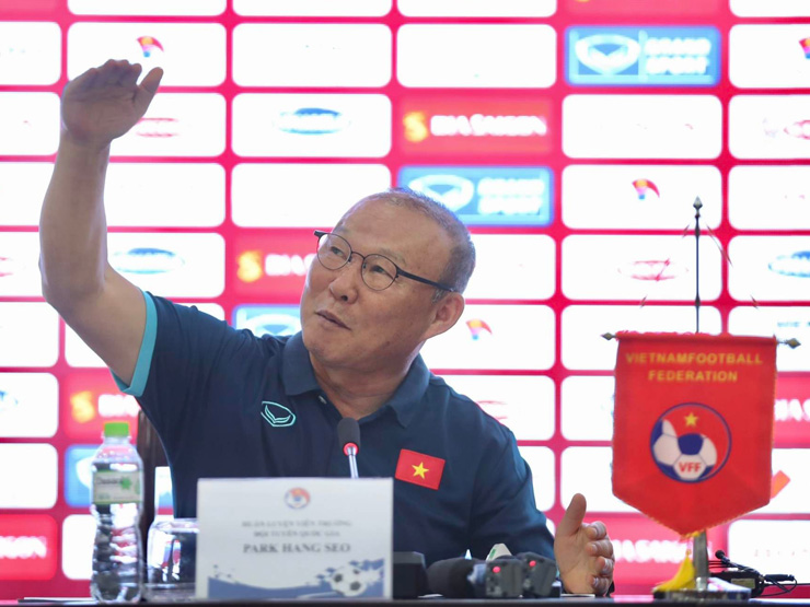 HLV Park Hang Seo: Bóng đá Việt Nam nên xem lại mục tiêu dự World Cup