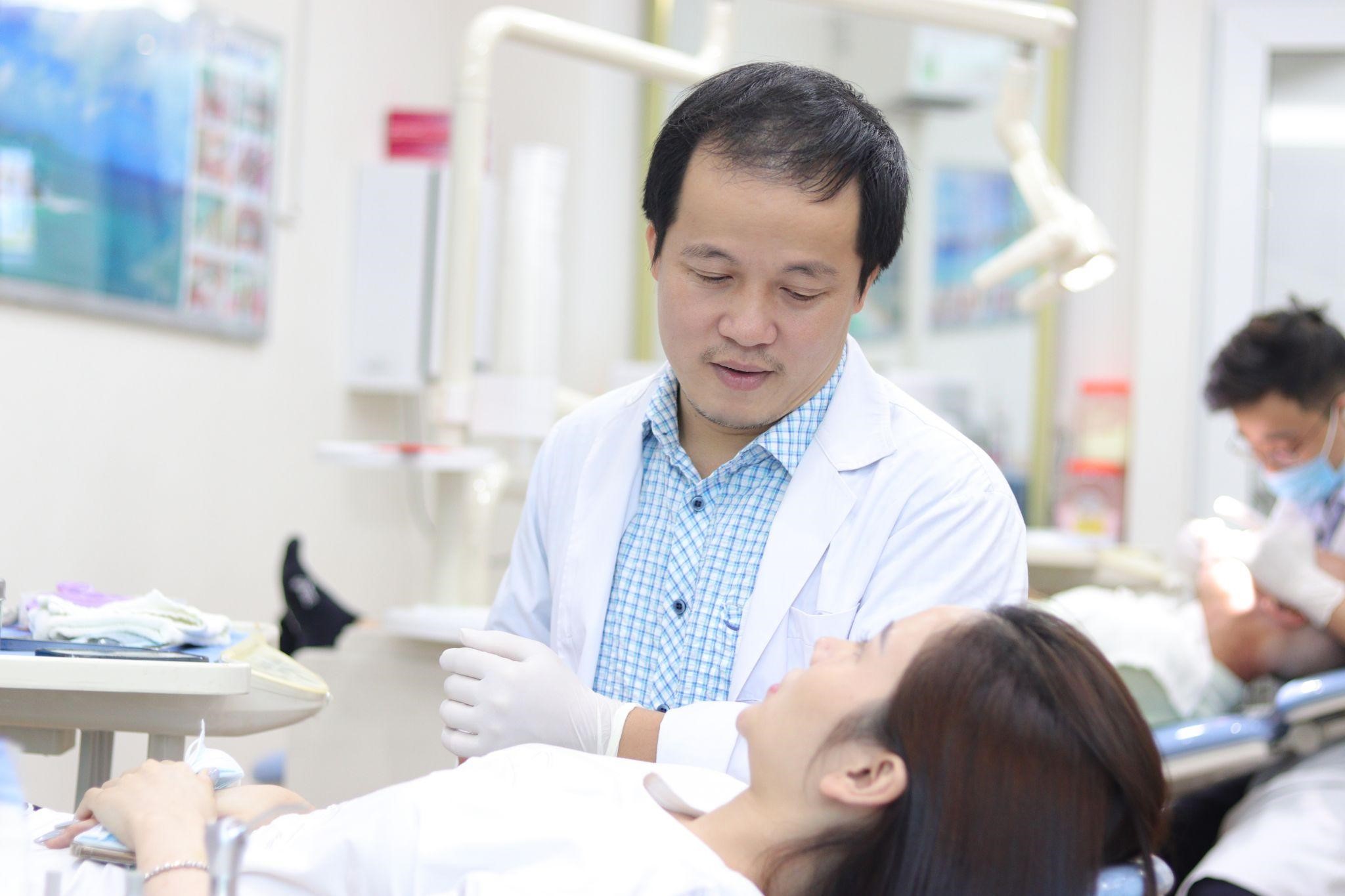 Bác sĩ Giang - Giám đốc chuyên môn Nha khoa Ngân Phượng