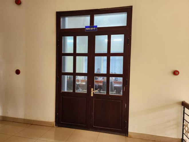 Đối thoại với dân nhưng UBND huyện Cư Kuin "cấm cửa" báo chí