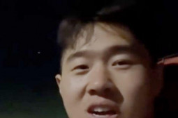 Bạn trẻ - Cuộc sống - Cổ động viên Trung Quốc bỏ việc, đạp xe 2.000 km đến Qatar xem World Cup 2022