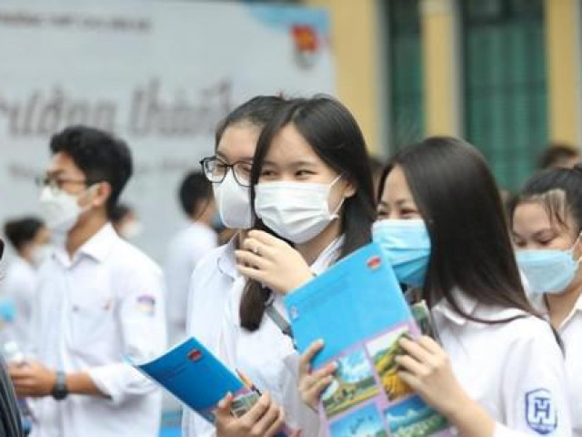 Giáo dục - du học - Sở GD&amp;ĐT Hà Nội thu hồi bằng tốt nghiệp THPT của 9 người do trùng số hiệu phôi bằng