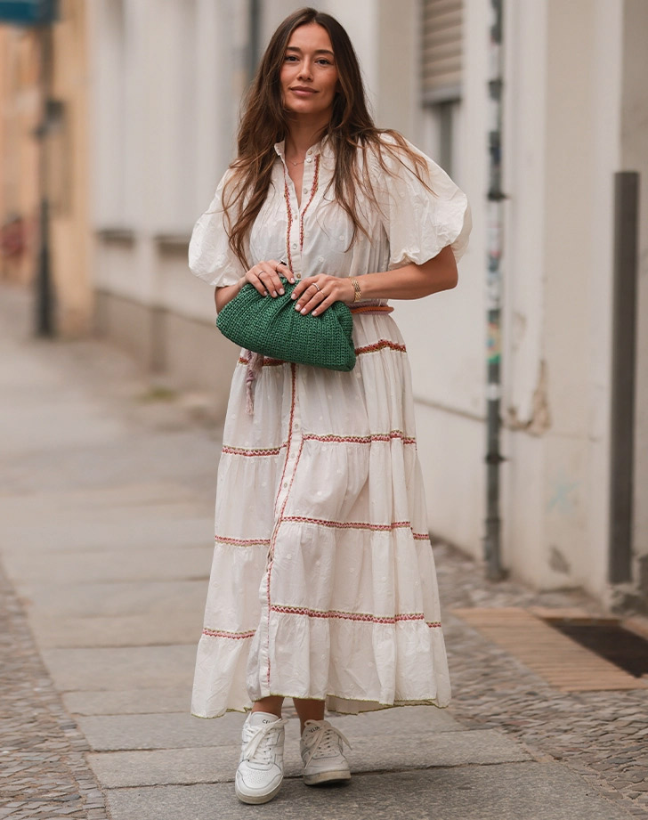 6 cách mặc mới với sneaker hot nhất 2022 - 1