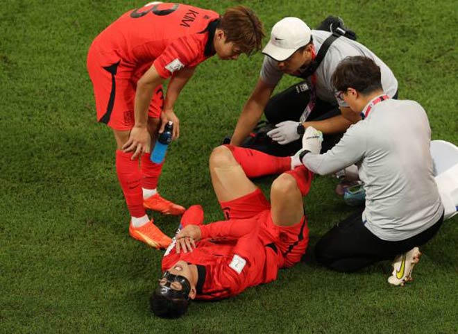 Trực tiếp bóng đá Uruguay - Hàn Quốc: 2 cú sút xa suýt thành bàn (World Cup) (Hết giờ) - 26