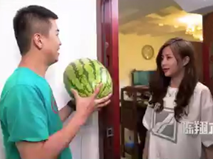 Clip hài hước - Chàng trai nhận cái kết đắng khi tin lời người yêu cũ!