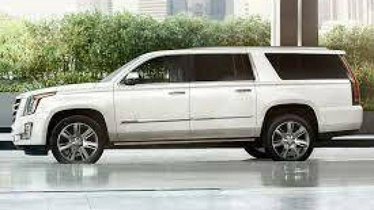 5. Cadillac Escalade ESV (mức giảm: 52,3%)
