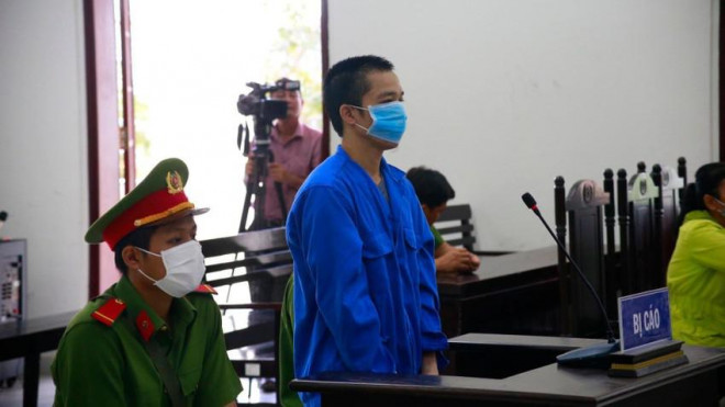 Bị cáo Cao Minh Lòng tại tòa. Ảnh: HD