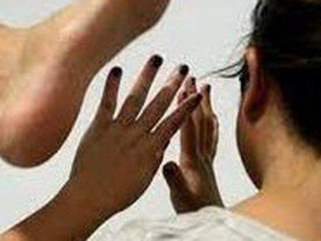 Bạn trẻ - Cuộc sống - Sống khổ với người chồng cuồng ghen