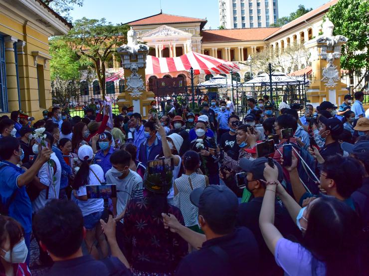 Pháp luật - Hàng trăm người theo dõi phiên toà xử vụ “dì ghẻ” sát hại con riêng của người tình