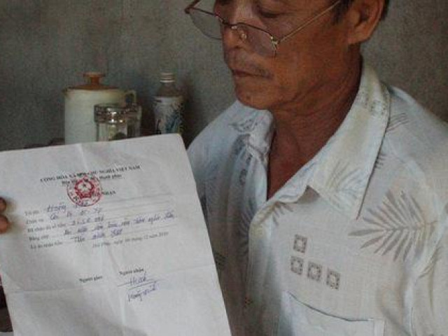 Vụ xã ”buộc” dân nộp tiền để trả nợ quán xá: Chủ tịch xã bất ngờ viết đơn từ chức
